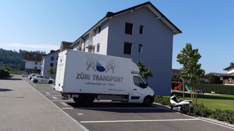 Qualitätiver Schweizer Umzug Umzugtransporter Rickenbach (ZH)